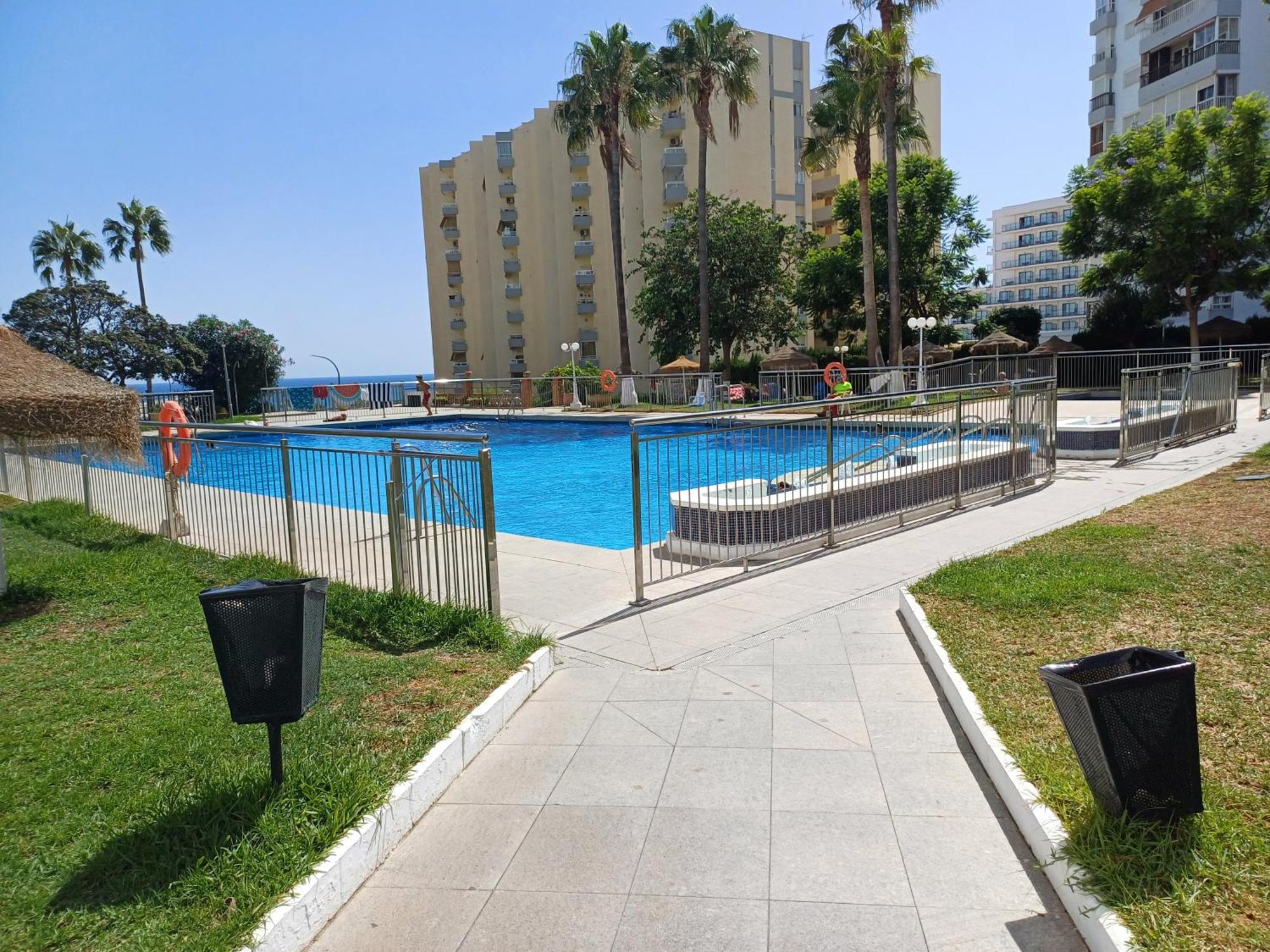 Luminoso Estudio Muy Cerca De La Playa Apartment Benalmadena Exterior photo